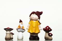 055 Keramičke figure   